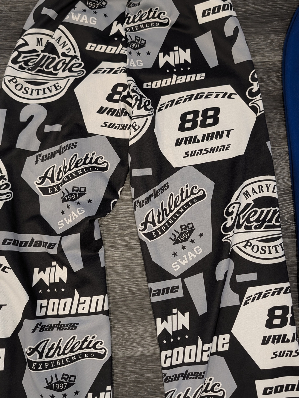 Women athletic Graphic Print Leggings - Black & Gray